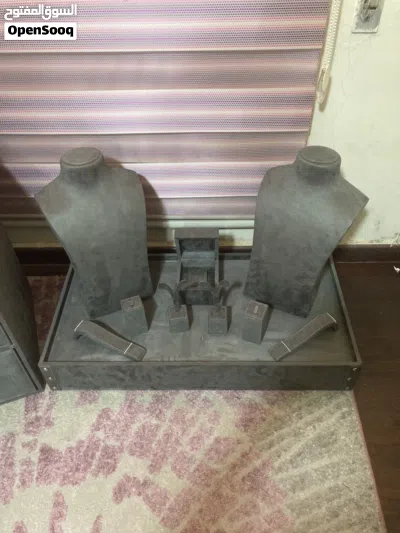 طقم عرض ذهب مع قالب كتب الكتاب للمناسبات الخاصة 3