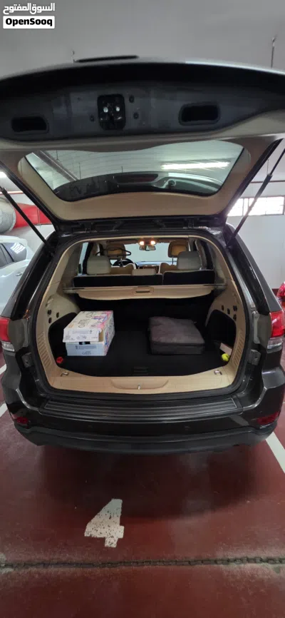 Jeep Grand Cherokee Laredo 4