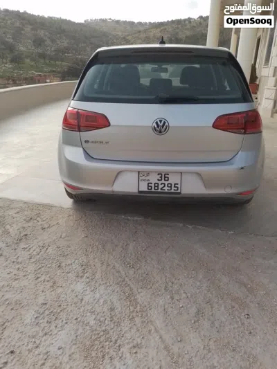 فولكسفاغن جولف E-Golf 4