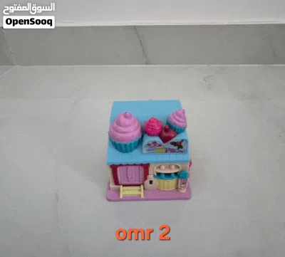 Polly Pocket mall dolls and toys sets 4