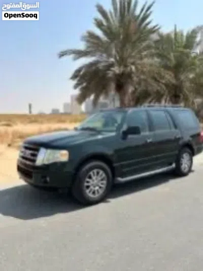 Ford Expedition XLT 2