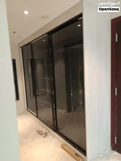 ابواب دواليب ومطابخ خزائن ملابس وجميع الديكورات الخشبيه حسب اختيارك من الفكره الى التنفيذ باعلى جوده 3