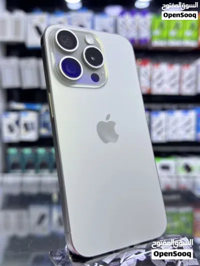 Used iPhone 15 pro 256GB BATTERY 87% ايفون 15 برو بحالة ممتازة غير مفتوح أو مبدل قطع 2