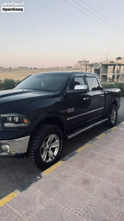 Dodge Ram Laramie 4