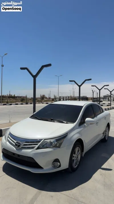 Toyota Avensis 4