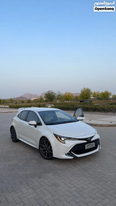 Toyota Corolla Hatchback 3