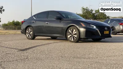نيسان التيما SV 4
