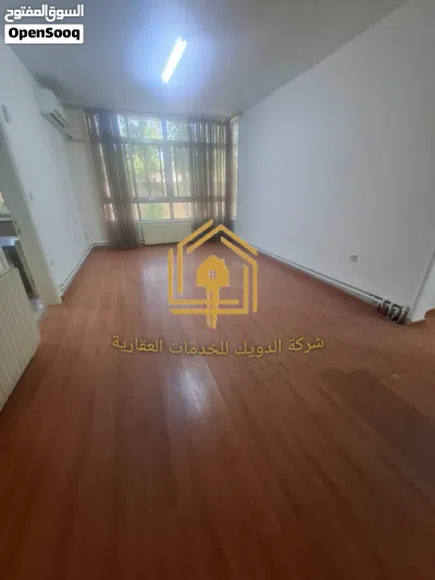 شقة * مميزة * 3نوم * 200م * موقع مميز * قرب الخدمات * خلدا 3