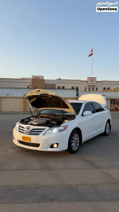تويوتا كامري XLE 2