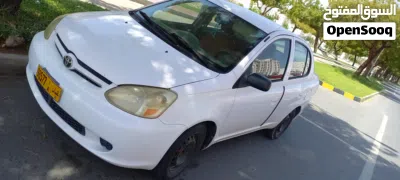 Toyota Echo Base 2