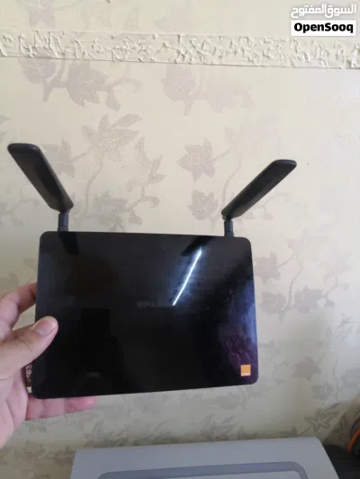 راوتر فلاي بوكس اورنج يشغل خط 4G 3