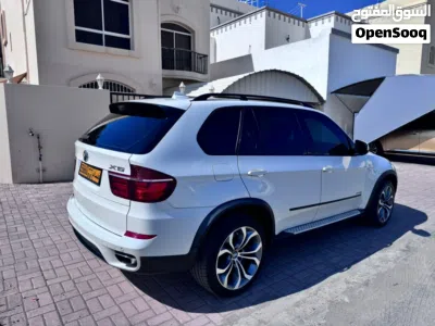 بي ام دبليو الفئة X5 X5 M50i 4