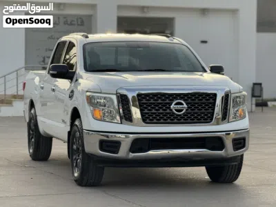 نيسان تايتن SV 4