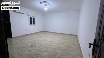 شقة للبيع استثمارية مميزة او سكانية في ارض لملوم مقابل عمارات الضمان 4
