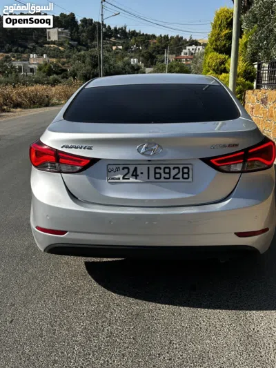هيونداي افانتي SE 3