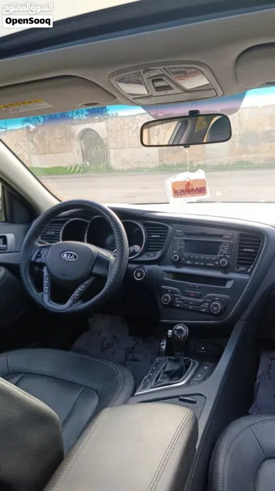 Kia K5 Standard 2