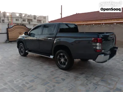 ميتسوبيشي L200 Standard 3