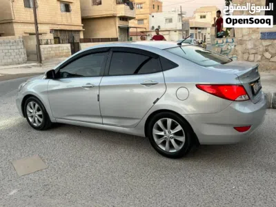 Hyundai Accent GL 4