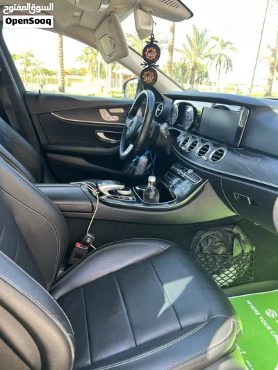Mercedes Benz E-Class E 200 3