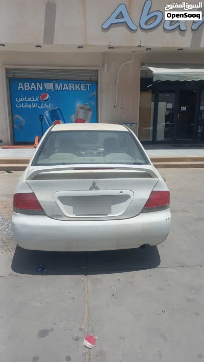 Mitsubishi Lancer ES 4