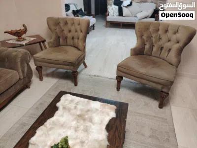 الطقم حاليا محفوظ بالمخزن ولا يُستَخدم تم شراءه من مفروشات الماسية 2