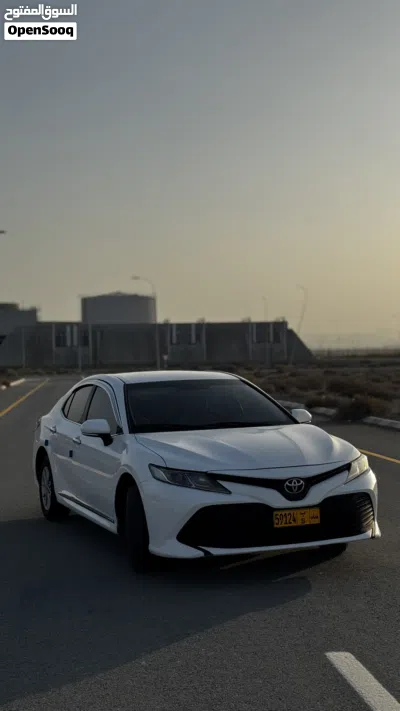 Toyota Camry LE 2
