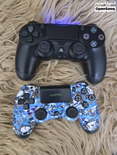 ps4 pro 1tb + 2 controller 2