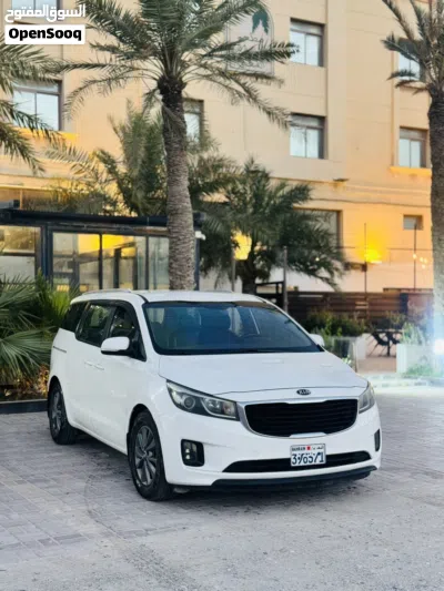 Kia Carnival Standard 2
