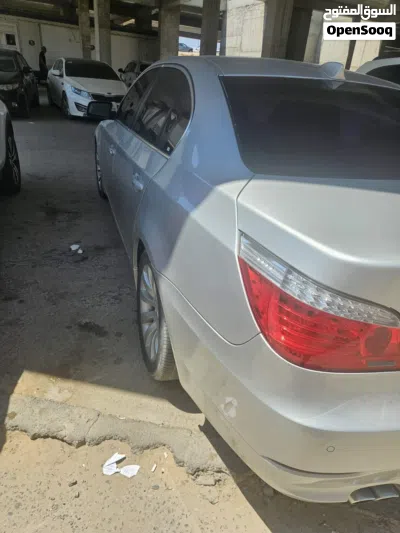 BMW 5 Series 528 3