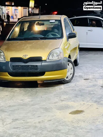 Toyota Yaris SE 4