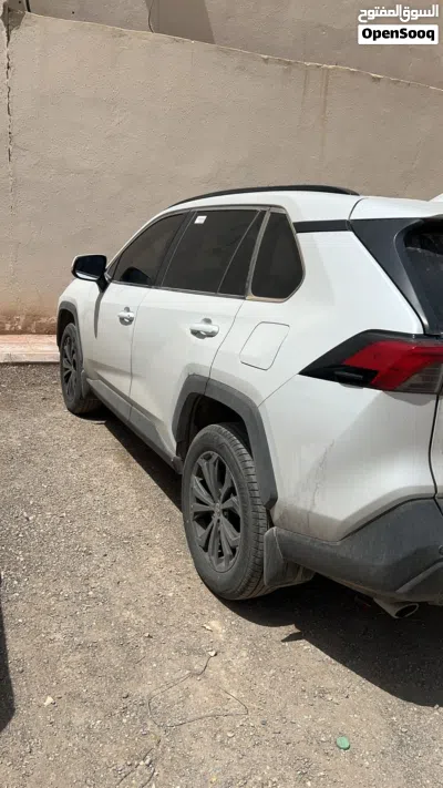Toyota RAV 4 GXR 4