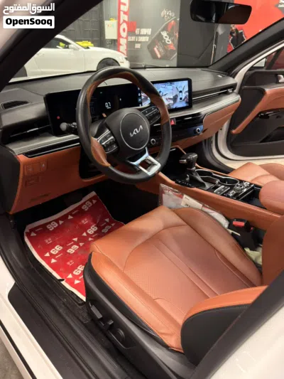 Kia K5 Standard 2
