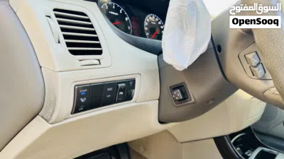 هيونداي ازيرا Standard 4