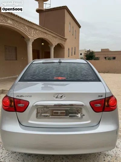 Hyundai Avante SE 4