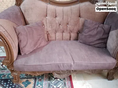 طقم كنب للبيع مستعمل بحالة ممتازة جدا 2