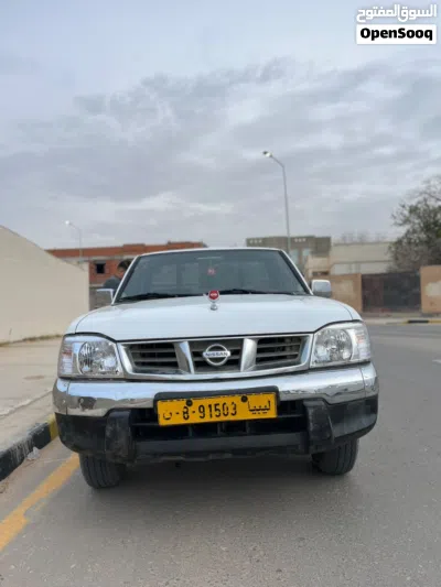 نيسان داتسون 4
