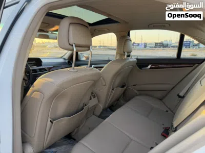 مرسيدس بنز الفئة-C C 250 4