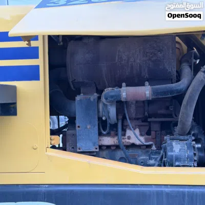KOMATSU WA320_5 4