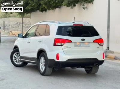 Kia Sorento EX 4