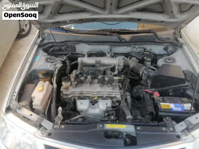Nissan Sunny SL 4