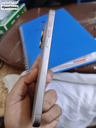 Iphone 15 pro max 256 Gb ( Sim Locked ) 4