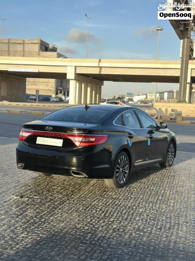 هيونداي ازيرا Standard 3