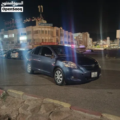 Toyota Yaris SE 3