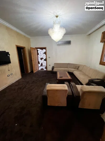 فيلا . ارضيه . بيع . 250 م . مفروشه . طريق المطار . المشروع . بلقرب من معسكر حمزة الطريق الجديده. 2