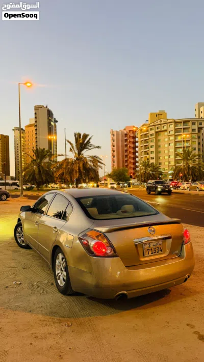 Nissan Altima S 3