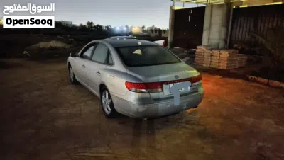 هيونداي ازيرا Standard 4