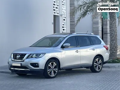 Nissan Pathfinder SV 2