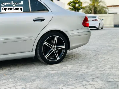 مرسيدس بنز الفئة-E E 240 3