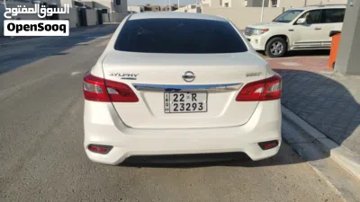 Nissan Sentra Standard 2