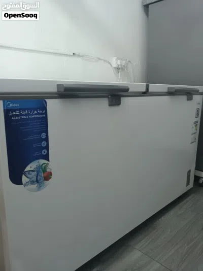 brand new midea company refrigerator full clean and new 3